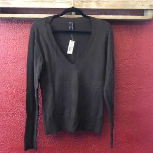 NWT Take Out Long Sleeve V-Neck Sweater